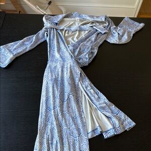 Diane Von Furstenburg Blue and White Patterned Wrap Dress - DVF